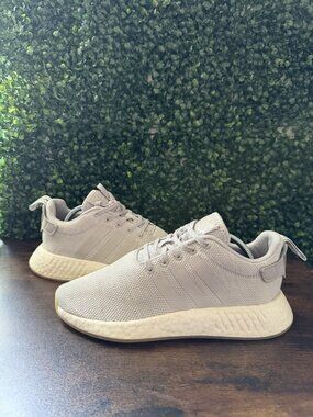 Adidas NMD R2 Gray Crystal White Womens Size 7.5 Sneakers Casual Shoes AQ0196